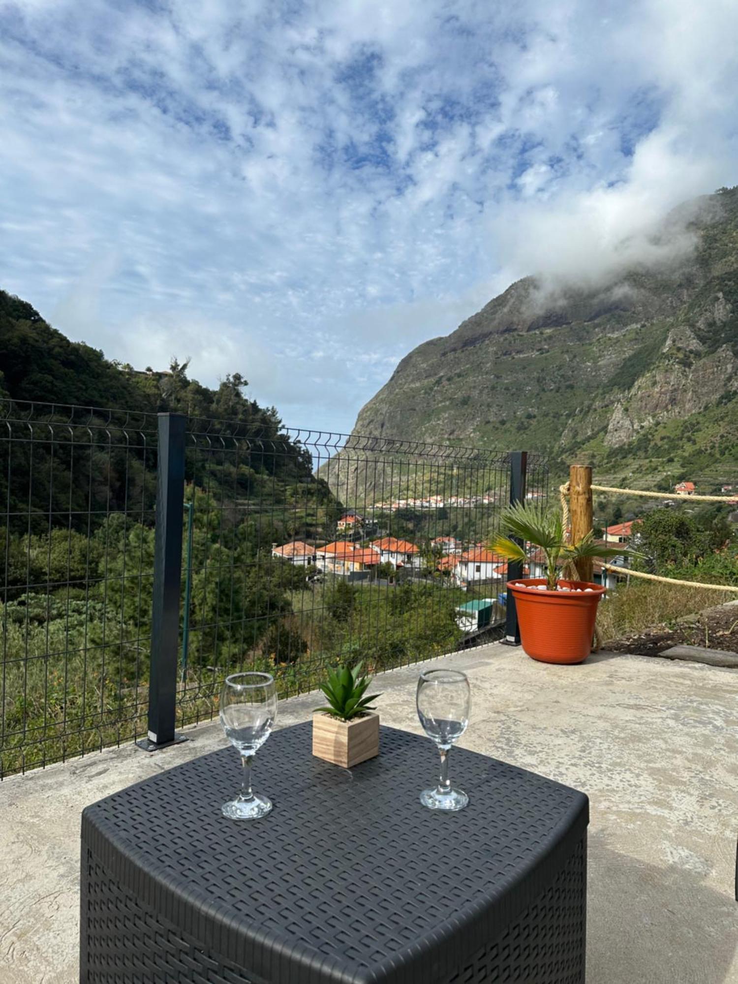 The Green Valley House São Vicente Exteriör bild